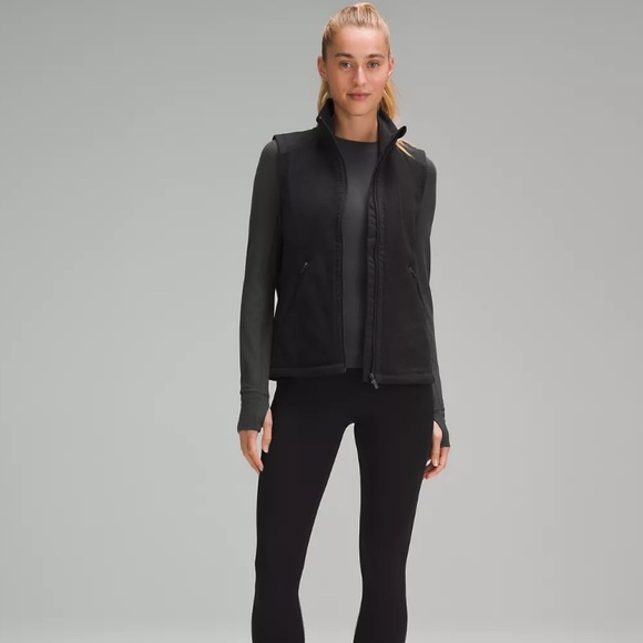 🆕WT! Lululemon Fleece-Lined Running Vest in Black • Woman’s Size 6 - Picture 7 of 10